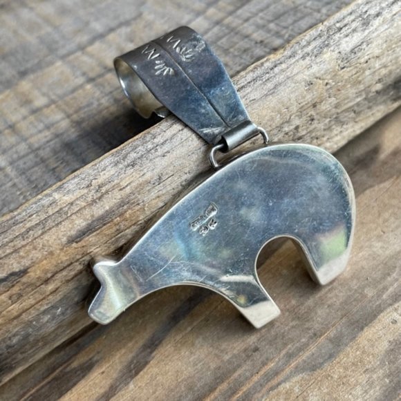 Very Large Spirit Bear Pendant Sterling Silver Native American Vintage - Picture 6 of 10
